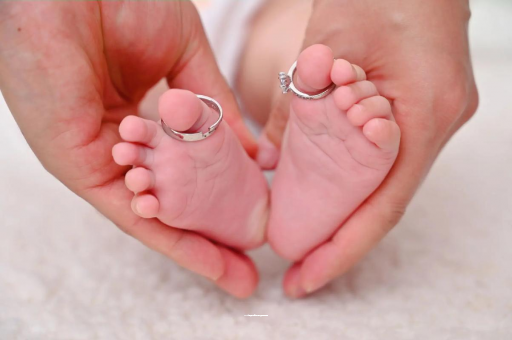 丰城宝宝打喷嚏发烧